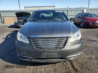 2013 Chrysler 200 LX with VIN 1C3CCBAB6DN533032, listed as a Copart auction lot 49380425 with 171,176 mi miles and Clean Title. Bid and sale history available at carsss.com. Image 5.