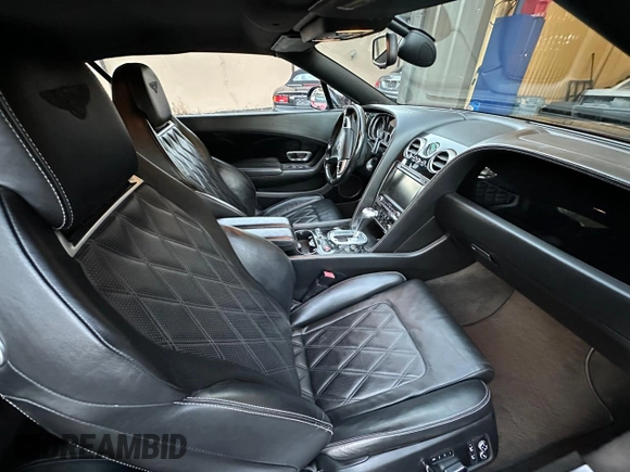 2012 Bentley Continental GT with VIN SCBGR3ZA1CC075068, listed as a Copart auction lot 41995025 with 120,794 mi miles and Clean Title. Bid and sale history available at DreamBid. Image 5.