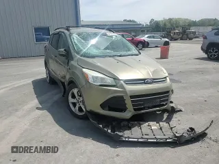 2013 Ford Escape SE с VIN 1FMCU9GX4DUA82835, выставлен на аукционе Copart как лот 58487185 с пробегом Не указан миль и Списание • Salvage title. История ставок и продаж доступна на DreamBid. Изображение 15.