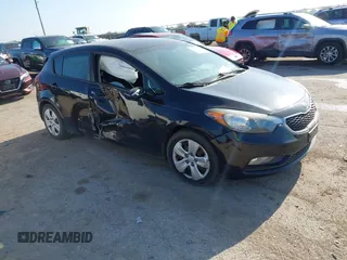 2016 Kia Forte LX z VIN KNAFK5A8XG5572547, wystawiony jako IAAI lot #42087463 z przebiegiem 65 941 mil mil oraz . Historia ofert i sprzedaży dostępna na DreamBid. Obrazek 1.