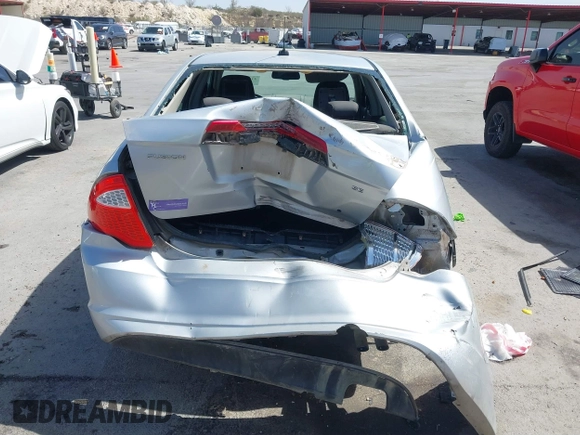2010 Ford Fusion SE with VIN 3FAHP0HA7AR168317, listed as a IAAI auction lot 41842129 with 185,204 mi miles. Bid and sale history available at carsss.com. Image 6.