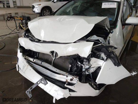 2016 Toyota Prius Four with VIN JTDKARFU2G3022921, listed as a IAAI auction lot 41714828 with 88,919 mi miles. Bid and sale history available at carsss.com. Image 6.