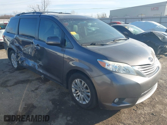2016 Toyota Sienna XLE with VIN 5TDYK3DC6GS710062, listed as a IAAI auction lot 40953646 with 145,233 mi miles. Bid and sale history available at carsss.com. Image 1.