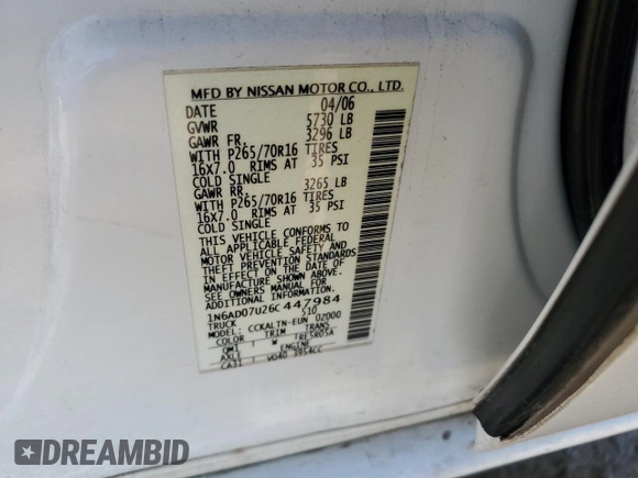 2006 Nissan Frontier SE z VIN 1N6AD07U26C447984, wystawiony jako Copart lot #55707185 z przebiegiem 144 279 mil mil oraz Szkoda całkowita • Salvage title. Historia ofert i sprzedaży dostępna na DreamBid. Obrazek 12.