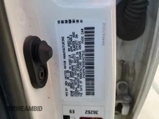 2009 Pontiac Vibe w/1SA with VIN 5Y2SP67839Z427510, listed as a Copart auction lot 49309745 with 0 mi miles and Salvage Title. Bid and sale history available at carsss.com. Image 12.