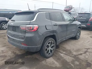 2024 Jeep Compass Limited with VIN 3C4NJDCN2RT153271, listed as a IAAI auction lot 41427828 with 3,345 mi miles and . Bid and sale history available at carsss.com. Image 4.