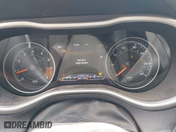 2015 Jeep Cherokee Trailhawk with VIN 1C4PJMBS0FW524479, listed as a IAAI auction lot 41908871 with 118,825 mi miles and . Bid and sale history available at DreamBid. Image 7.