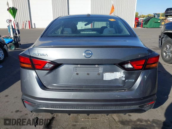 2019 Nissan Altima 2.5 S with VIN 1N4BL4BW4KN327179, listed as a IAAI auction lot 40704684 with 78,009 mi miles. Bid and sale history available at carsss.com. Image 16.