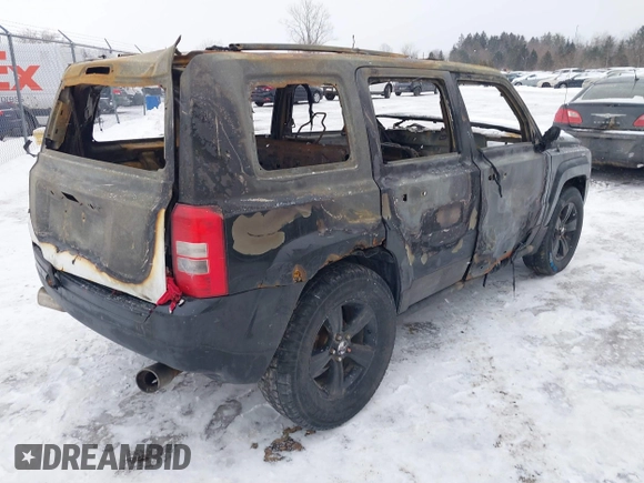 2011 Jeep Patriot Sport with VIN 1J4NF1GB5BD142027, listed as a IAAI auction lot 41509901 with 212,662 mi miles. Bid and sale history available at carsss.com. Image 4.