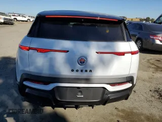 2023 Fisker Ocean Extreme z VIN VCF1EBU29PG007382, wystawiony jako Copart lot #70781804 z przebiegiem 6465 mil mil oraz Szkody całkowita. Historia ofert i sprzedaży dostępna na DreamBid. Obrazek 6.