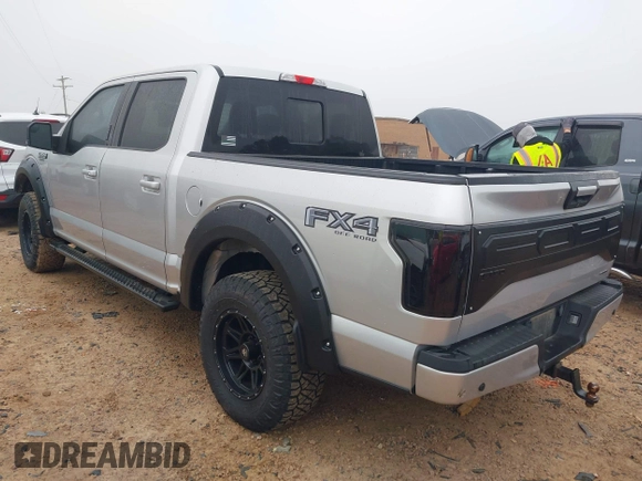 2016 Ford F-150 XLT with VIN 1FTEW1EF7GFB62058, listed as a IAAI auction lot 41904998 with 86,610 mi miles and . Bid and sale history available at carsss.com. Image 3.