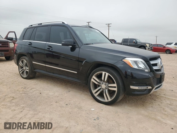 2013 Mercedes-Benz GLK 350 with VIN WDCGG8JB1DF993630, listed as a Copart auction lot 72516884 with 117,090 mi miles and Clean Title. Bid and sale history available at DreamBid. Image 4.