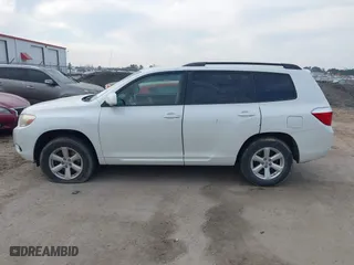 2009 Toyota Highlander with VIN JTEES41A492132738, listed as a IAAI auction lot 41684270 with 202,741 mi miles. Bid and sale history available at carsss.com. Image 15.
