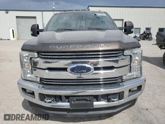 2017 Ford F-350 Lariat with VIN 1FT8W3DT7HED26111, listed as a Copart auction lot 48925405 with 147,787 mi miles and Salvage title. Bid and sale history available at DreamBid. Image 5.