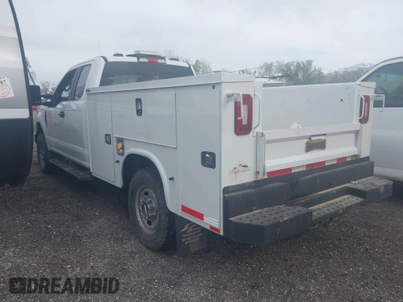 2020 Ford F-350 with VIN 1FT7X3B65LEE21801, listed as a IAAI auction lot 41972447 with Not Provided miles and . Bid and sale history available at DreamBid. Image 3.