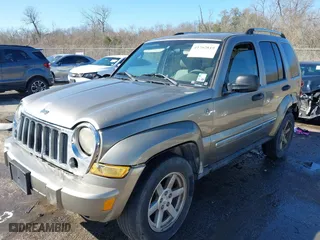 2006 Jeep Liberty Limited with VIN 1J4GL58K56W231517, listed as a IAAI auction lot 41702819 with 176,188 mi miles. Bid and sale history available at carsss.com. Image 17.