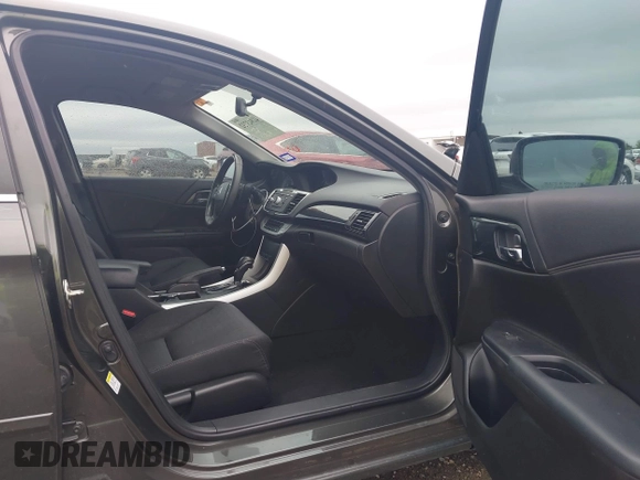 2014 Honda Accord Sedan Sport with VIN 1HGCR2F51EA005048, listed as a IAAI auction lot 41943732 with 221,068 mi miles. Bid and sale history available at carsss.com. Image 5.