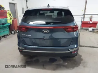2020 Kia Sportage LX with VIN KNDPMCAC0L7761684, listed as a IAAI auction lot 41148380 with 39,265 mi miles. Bid and sale history available at carsss.com. Image 16.