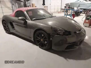 2025 Porsche 718 Boxster with VIN WP0CA2A89SK212378, listed as a IAAI auction lot 41560239 with 735 mi miles and . Bid and sale history available at DreamBid. Image 1.