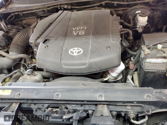 2013 Toyota Tacoma with VIN 5TFMU4FNXDX013268, listed as a IAAI auction lot 42631333 with 298,790 mi miles and . Bid and sale history available at DreamBid. Image 31.