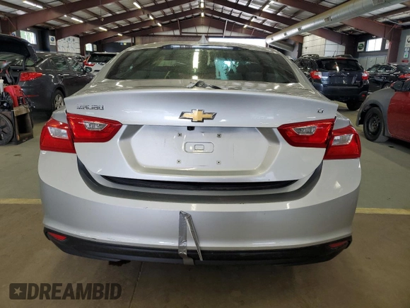 2018 Chevrolet Malibu LT z VIN 1G1ZD5ST4JF114655, wystawiony jako Copart lot #60303475 z przebiegiem 90 627 mil mil oraz Czysty tytuł • Clean title. Historia ofert i sprzedaży dostępna na DreamBid. Obrazek 6.