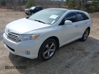2010 Toyota Venza with VIN 4T3BK3BB1AU032620, listed as a IAAI auction lot 41731211 with 174,936 mi miles and . Bid and sale history available at carsss.com. Image 17.