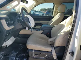 2023 Ford Expedition Max Platinum z VIN 1FMJK1M86PEA10044, wystawiony jako Copart lot #73521304 z przebiegiem 46 467 mil mil oraz Szkoda całkowita • Salvage title. Historia ofert i sprzedaży dostępna na DreamBid. Obrazek 7.