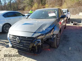2024 Nissan Altima SV with VIN 1N4BL4DV3RN322621, listed as a IAAI auction lot 40843918 with 19,242 mi miles and . Bid and sale history available at DreamBid. Image 6.