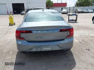 2018 Volvo S90 Inscription с VIN LVY992ML9JP008239, выставлен на аукционе IAAI как лот 42452758 с пробегом Не указан миль и . История ставок и продаж доступна на DreamBid. Изображение 15.