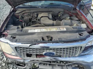 2000 Ford Expedition XLT with VIN 1FMRU166XYLA82466, listed as a Copart auction lot 42507135 with 214,014 mi miles and Salvage Title. Bid and sale history available at DreamBid. Image 11.