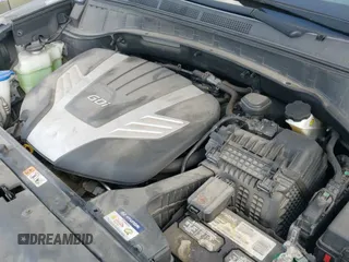 2017 Hyundai Santa Fe SE с VIN KM8SMDHF0HU209803, выставлен на аукционе IAAI как лот 43364180 с пробегом 122 621 миль миль и . История ставок и продаж доступна на DreamBid. Изображение 19.
