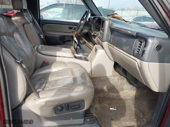 2002 Chevrolet Tahoe LT with VIN 1GNEK13Z42J169278, listed as a IAAI auction lot 41743076 with 227,870 mi miles. Bid and sale history available at carsss.com. Image 5.