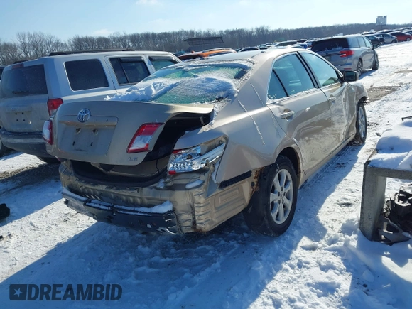 2011 Toyota Camry LE with VIN 4T1BF3EK3BU208593, listed as a IAAI auction lot 41258585 with 269,182 mi miles. Bid and sale history available at carsss.com. Image 4.
