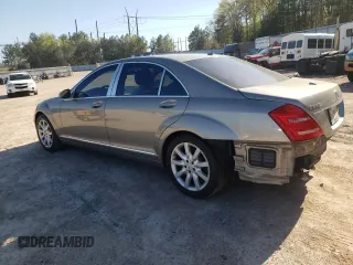 2007 Mercedes-Benz S 550 with VIN WDDNG71X07A053622, listed as a Copart auction lot 53254235 with 147,010 mi miles and Salvage Title. Bid and sale history available at DreamBid. Image 2.