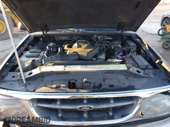 2000 Ford Explorer Eddie Bauer с VIN 1FMZU64E0YZB37690, выставлен на аукционе IAAI как лот 41588446 с пробегом 184 471 миль миль и . История ставок и продаж доступна на DreamBid. Изображение 10.