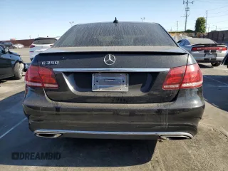 2014 Mercedes-Benz E 350 Sport z VIN WDDHF5KB4EA918824, wystawiony jako Copart lot #59358435 z przebiegiem 167 606 mil mil oraz Szkoda całkowita • Salvage title. Historia ofert i sprzedaży dostępna na DreamBid. Obrazek 6.