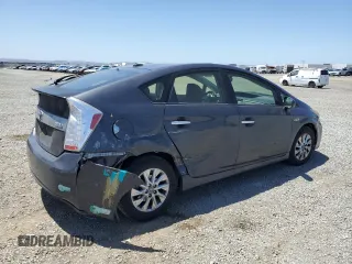 2014 Toyota Prius с VIN JTDKN3DP2E3059138, выставлен на аукционе Copart как лот 56997305 с пробегом 215 390 миль миль и Списание • Salvage title. История ставок и продаж доступна на DreamBid. Изображение 3.