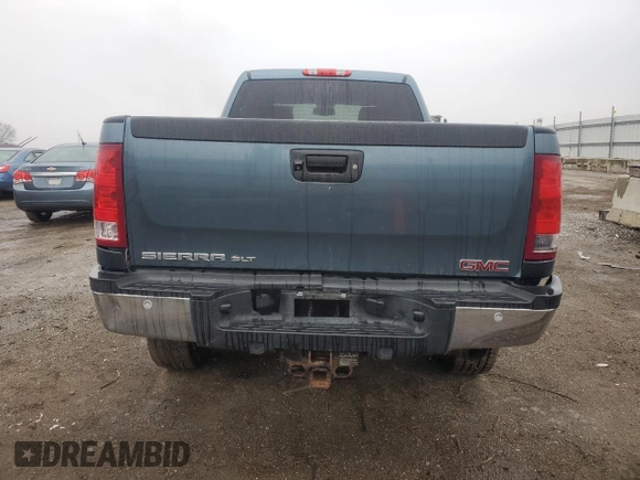 2013 GMC Sierra 2500HD SLT with VIN 1GT121E82DF212436, listed as a Copart auction lot 80863174 with 209,280 mi miles and Salvage title. Bid and sale history available at DreamBid. Image 6.
