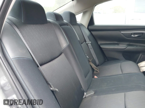 2016 Nissan Altima SR with VIN 1N4AL3AP1GC233201, listed as a IAAI auction lot 41974813 with 117,965 mi miles and . Bid and sale history available at carsss.com. Image 8.