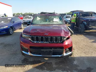 2024 Jeep Grand Cherokee Limited with VIN 1C4RJKBG2R8934671, listed as a IAAI auction lot 41983768 with 16,944 mi miles and . Bid and sale history available at DreamBid. Image 12.