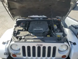 2012 Jeep Wrangler Unlimited Altitude z VIN 1C4HJWEG3CL169991, wystawiony jako Copart lot #45489175 z przebiegiem Nie podano mil oraz Szkoda całkowita • Salvage title. Historia ofert i sprzedaży dostępna na DreamBid. Obrazek 12.