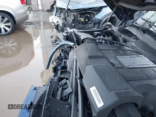 2020 Land Rover Range Rover Autobiography с VIN SALGV5SE5LA401539, выставлен на аукционе IAAI как лот 41394368 с пробегом 35 631 миль миль и . История ставок и продаж доступна на DreamBid. Изображение 20.
