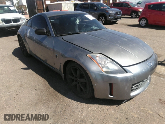 2005 Nissan 350Z Enthusiast with VIN JN1AZ34D95M607266, listed as a IAAI auction lot 41891596 with 202,560 mi miles. Bid and sale history available at carsss.com. Image 1.