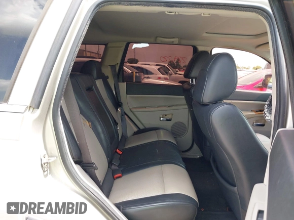 2008 Jeep Grand Cherokee Limited with VIN 1J8HS58218C119047, listed as a IAAI auction lot 42597388 with 224,220 mi miles and . Bid and sale history available at DreamBid. Image 8.