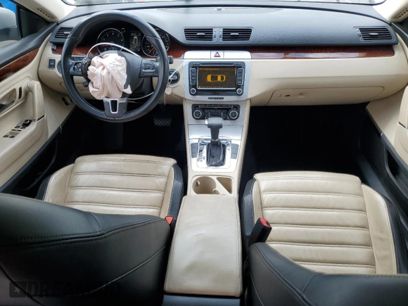 2010 Volkswagen CC with VIN WVWEU7AN0AE529949, listed as a Copart auction lot 54555325 with 152,261 mi miles and Salvage Title. Bid and sale history available at DreamBid. Image 8.