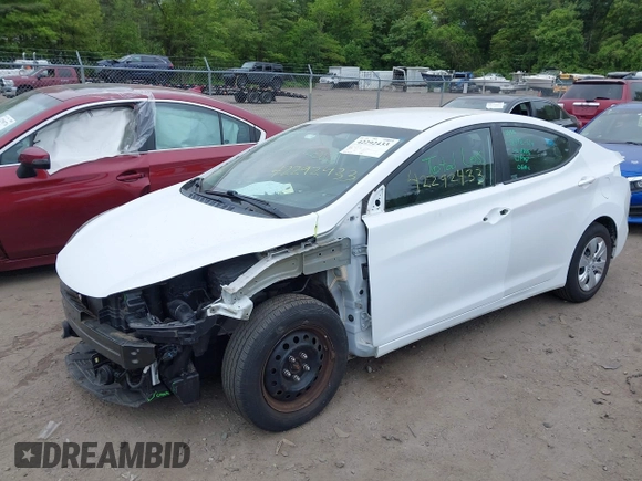 2016 Hyundai Elantra SE with VIN 5NPDH4AE1GH742724, listed as a IAAI auction lot 42292433 with 47,017 mi miles and . Bid and sale history available at DreamBid. Image 2.
