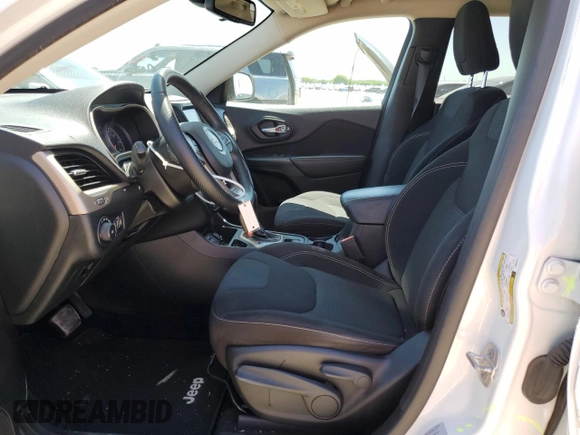 2015 Jeep Cherokee Latitude with VIN 1C4PJLCSXFW643701, listed as a Copart auction lot 51322805 with 67,415 mi miles and Salvage Title. Bid and sale history available at carsss.com. Image 7.