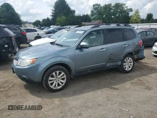 2013 Subaru Forester X Limited with VIN JF2SHAEC4DH440208, listed as a Copart auction lot 62245165 with 164,505 mi miles and Salvage title. Bid and sale history available at DreamBid. Image 1.