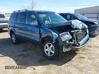 2007 Honda Pilot EX-L with VIN 5FNYF18517B028036, listed as a IAAI auction lot 41860675 with 61,217 mi miles and . Bid and sale history available at DreamBid. Image 1.