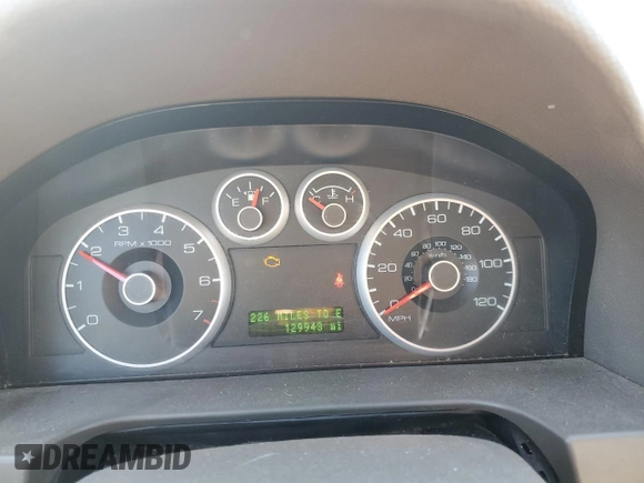 2007 Ford Fusion SE with VIN 3FAHP07147R163683, listed as a Copart auction lot 52719175 with 129,943 mi miles and Salvage Title. Bid and sale history available at DreamBid. Image 9.